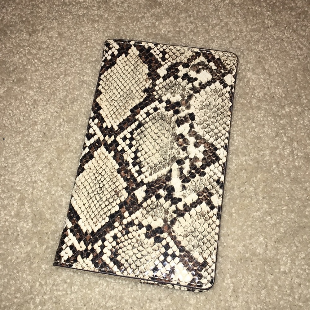 Sam Edelman Passport Sleeve
